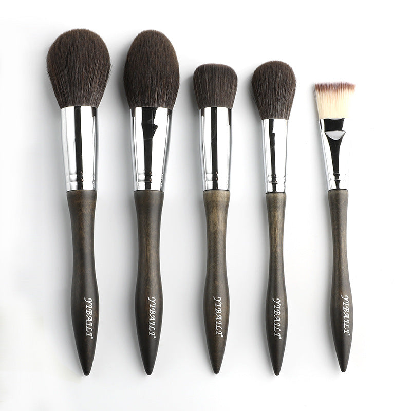 19 cosmetic cover brushes, not easy to lose hair and have strong powder grabbing power, wooden paint brush rod cosmetic cover brush
