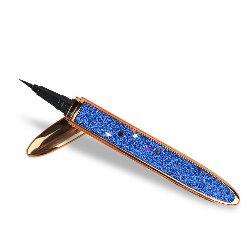 Diamond-encrusted eyeliner, soft-haired extremely fine nib, waterproof and sweat-proof, quick-drying and non-smudging eyeliner.